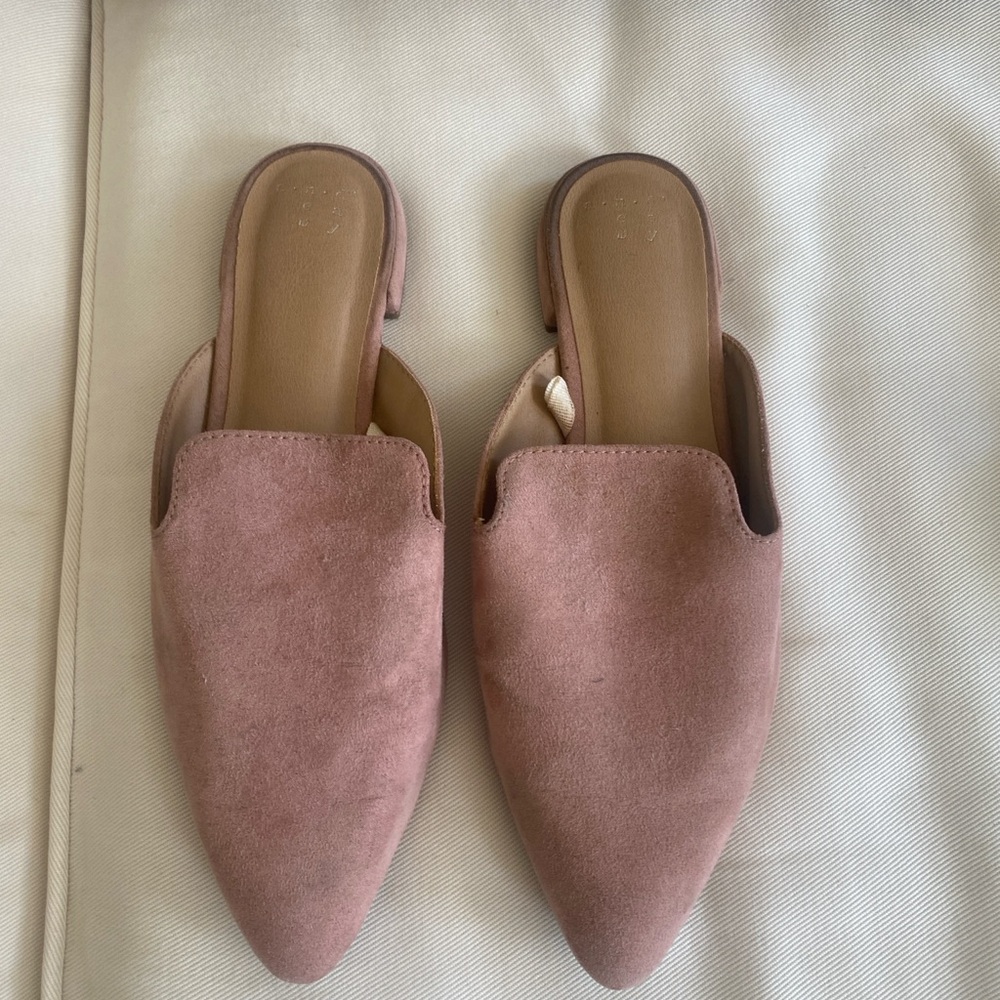 A new day target mules NWOT size 7.5